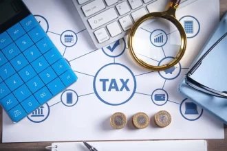 We've got you covered with 12 expert tips on how to choose the perfect tax professional near you in Vista, California.