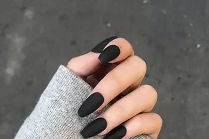 Black Nail Designs
