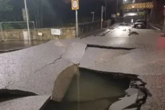 Glasgow Water Main Break on Shettleston Road