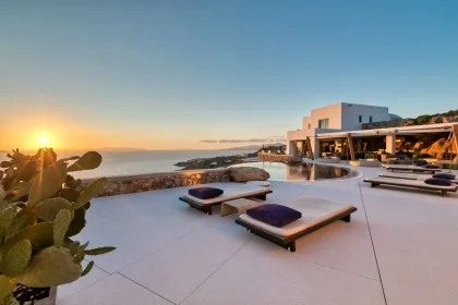 Multigenerational Villa Bookings