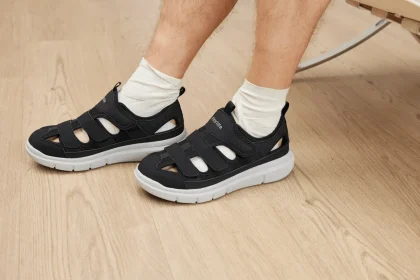 diabetic shoes